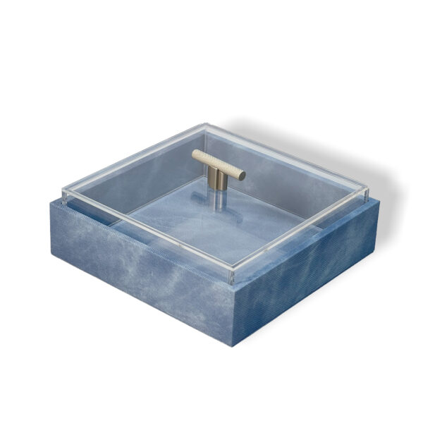 Qirmez,Box,