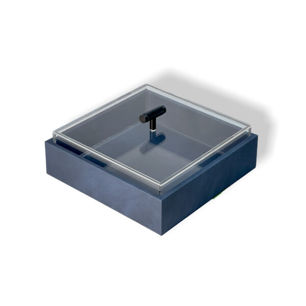 Qirmez,Box,
