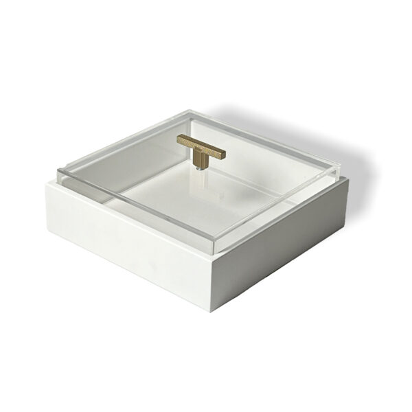 box,qirmez,