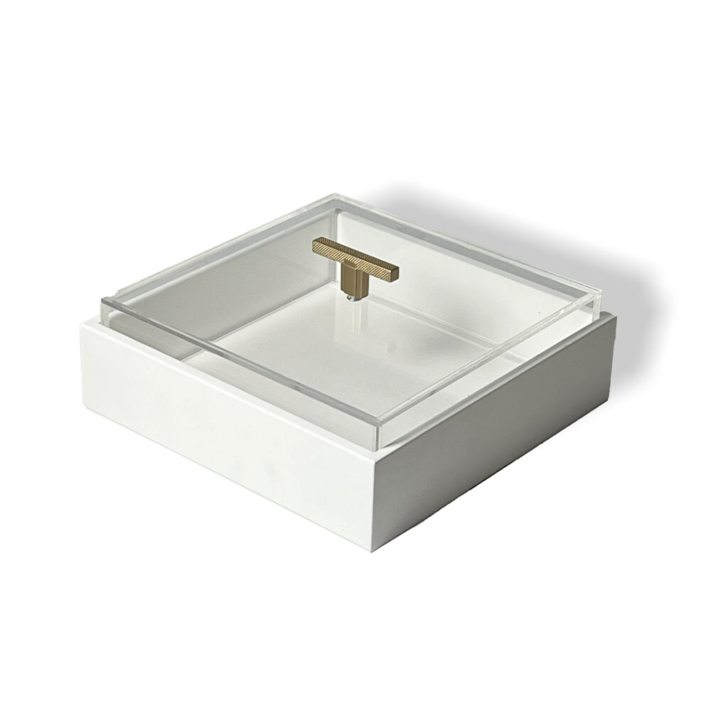 box,qirmez,