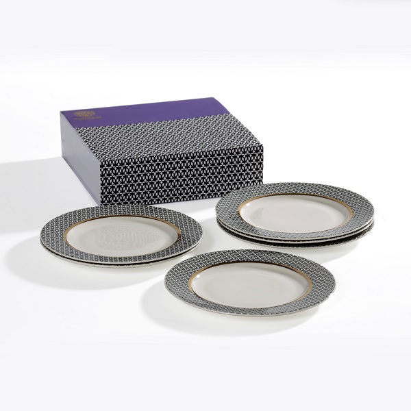 bread and dessert plate with grey and white islamic geometric patterns
