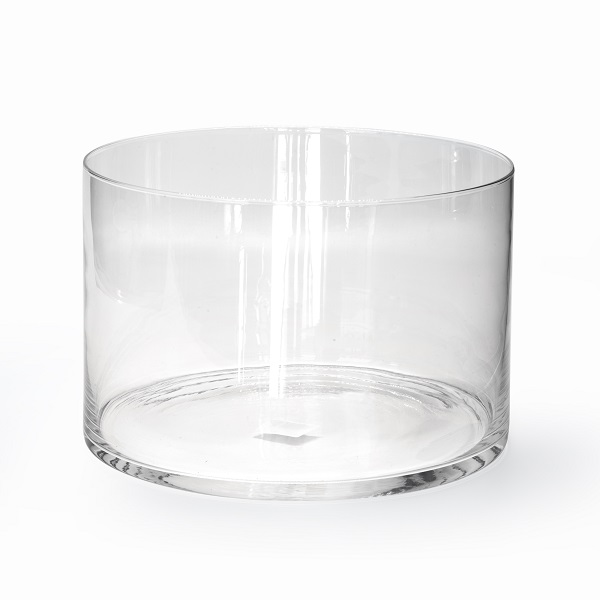 alt="clear glass vase for candle"