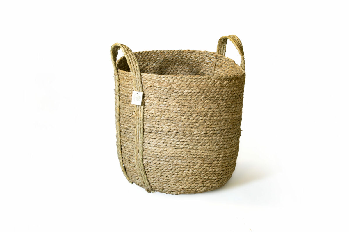 Large cattail basket with outside handles and a size of 40xH40cm